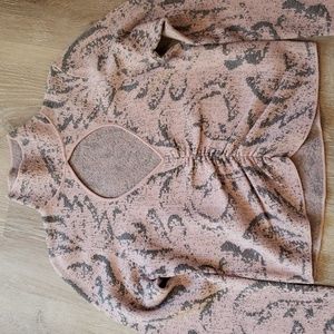 NWOT Anthropologie long sleeve sweater pink and gray size small